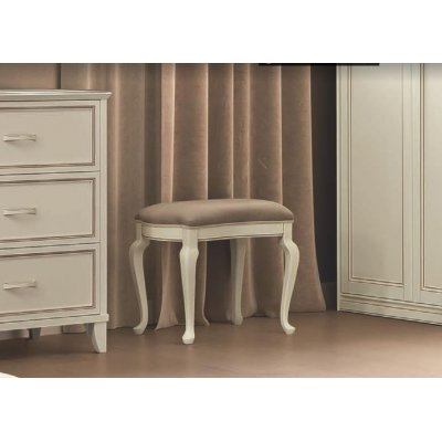  GIOTTO - stołek taboret tapicerowany w kolorze bianco antico, meble klasyczne