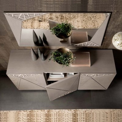  MODERNI - włoska komoda drewniana  trzy drzwiowa "Mona Lisa "z frędzlami